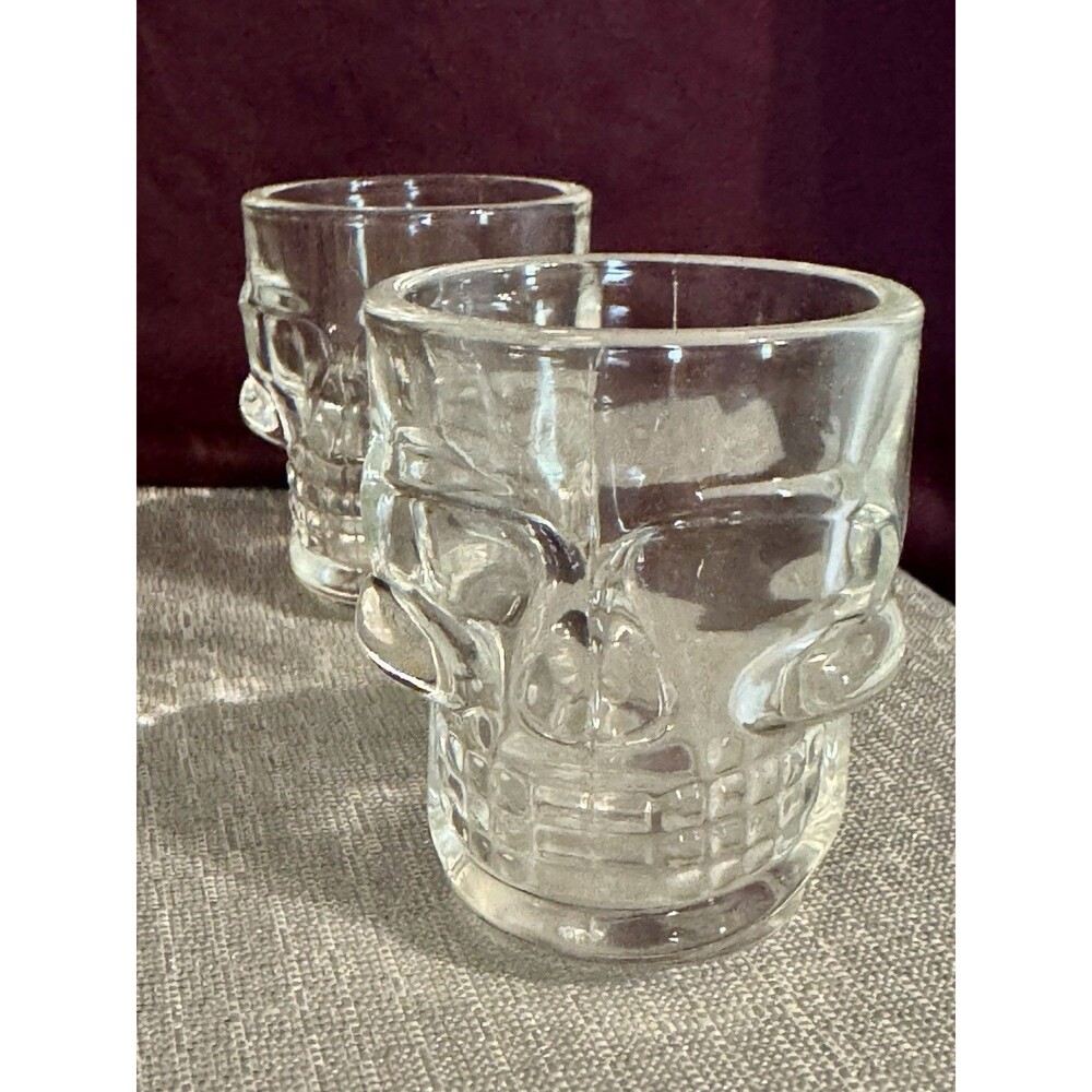 Circleware 1.75 Oz Skull Shot Glasses Set Of 6- Dishwasher Safe- New In Box